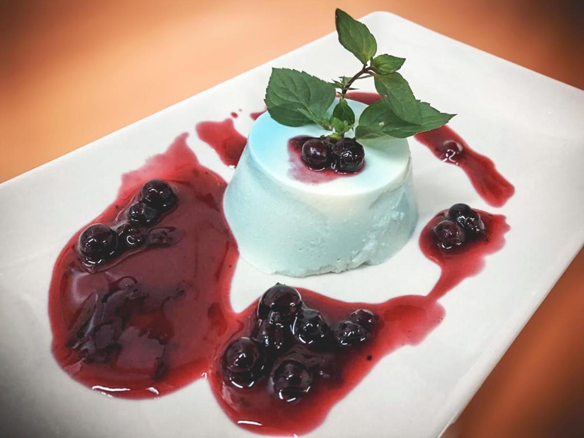 Restaurant Pansion Wien Cierny Brod Dış mekan fotoğraf