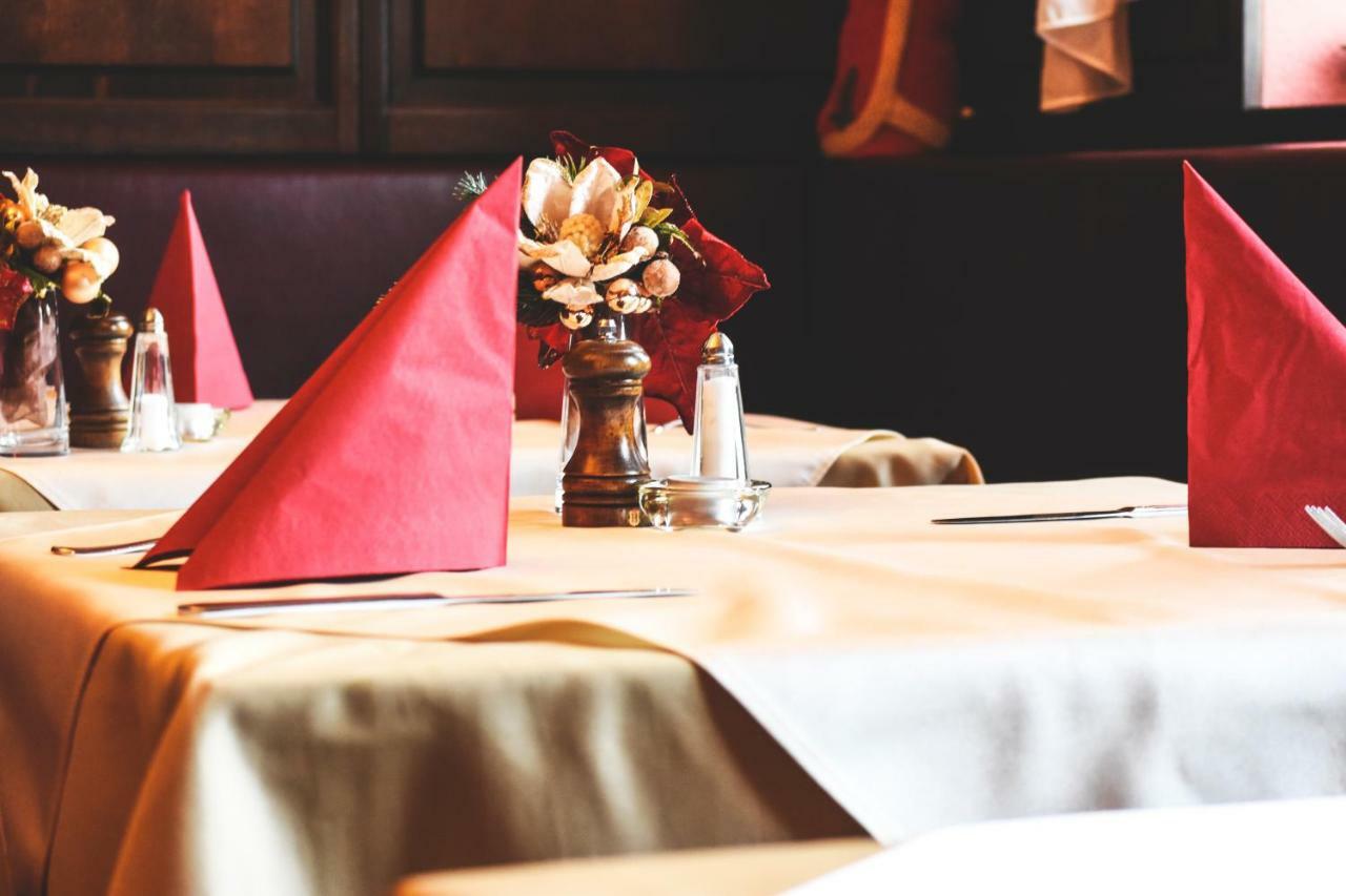Restaurant Pansion Wien Cierny Brod Dış mekan fotoğraf
